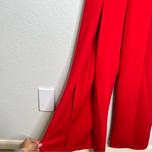 Bebe Jumpsuit Women XS Red Front Slit wide leg pant sleeveless Crepe          B5 - Picture 4 of 10